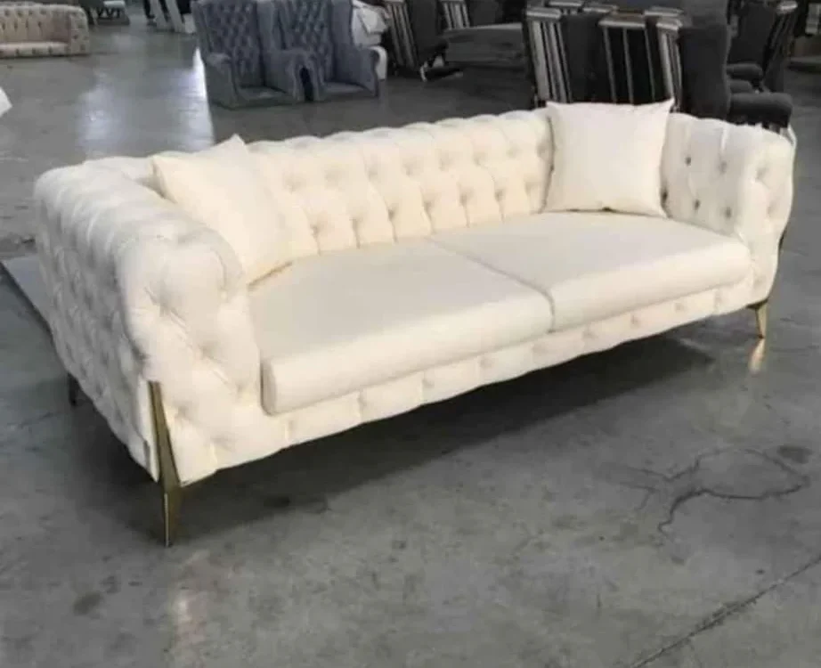 Ashton Full Chesterfield Sofa In Mink Plush Velvet