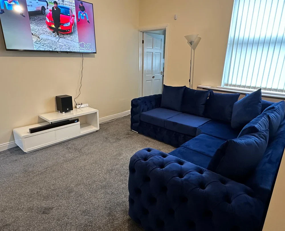 Ashton Chesterfield Corner Sofa In Blue Plush Velvet